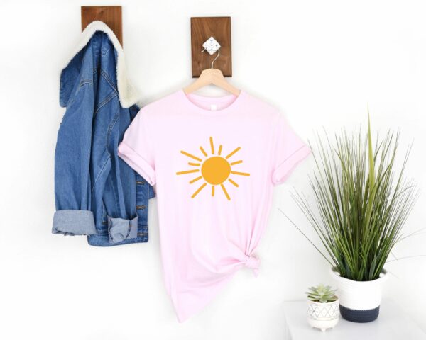 Sun Graphic T-Shirt Minimalist Sun Design Perfect Shirt For Everyday Wear Bright And Cheerful Summer Vibes Graphic Tee